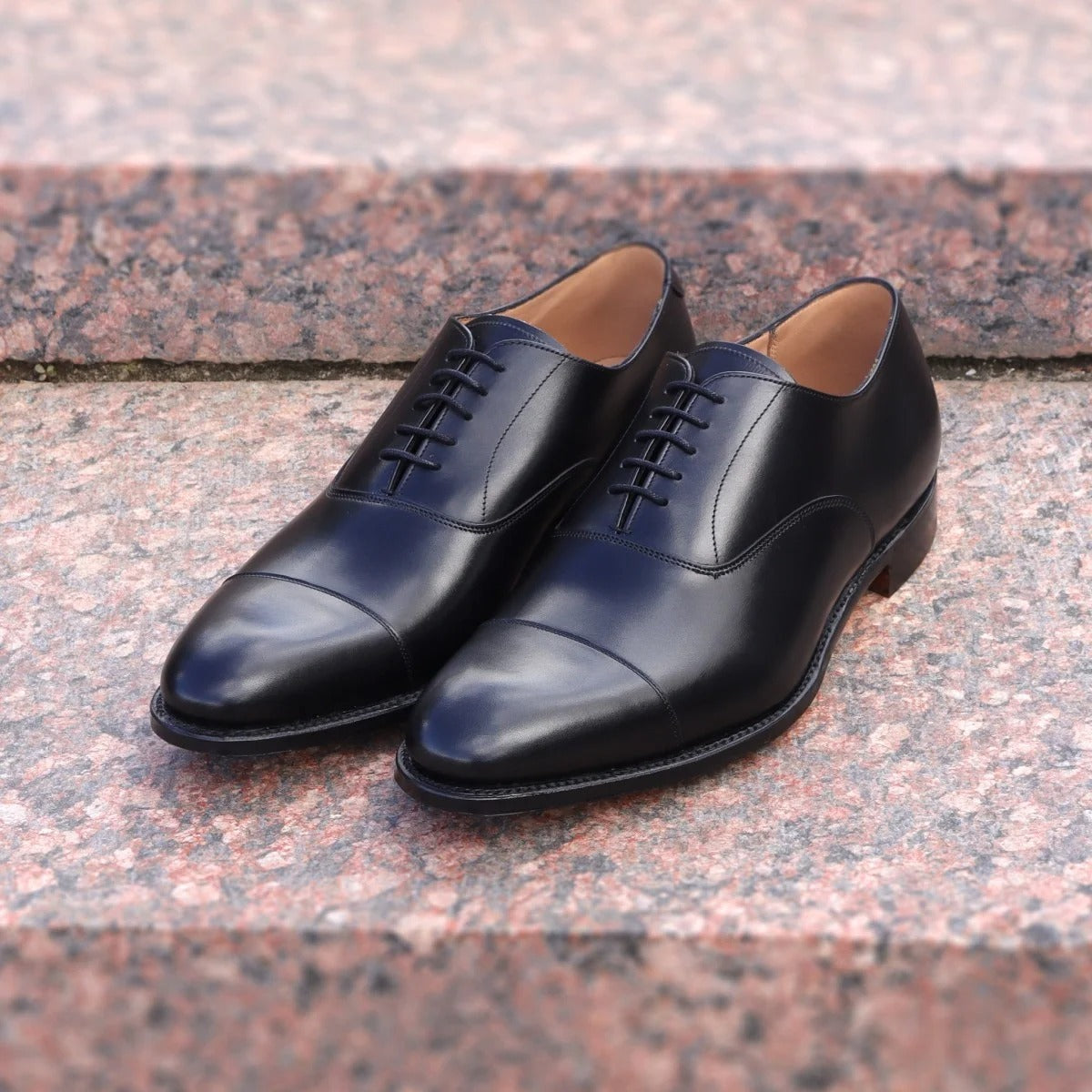 Classic Black Oxford Leather Shoes – Timeless Formal Elegance